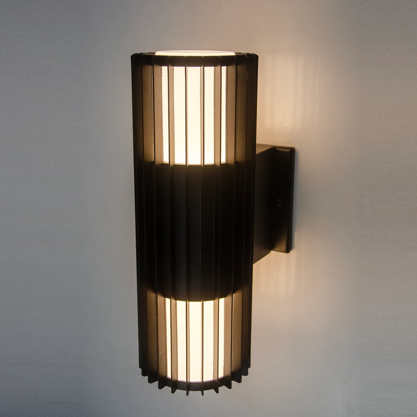 GD-AWT01-2 · Black · Illuminated product reference