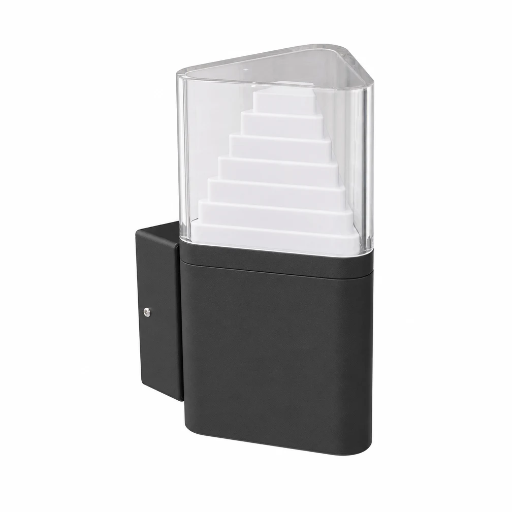 GD-AWX074-1 — Faceted Single-Light Aluminium Wall Light