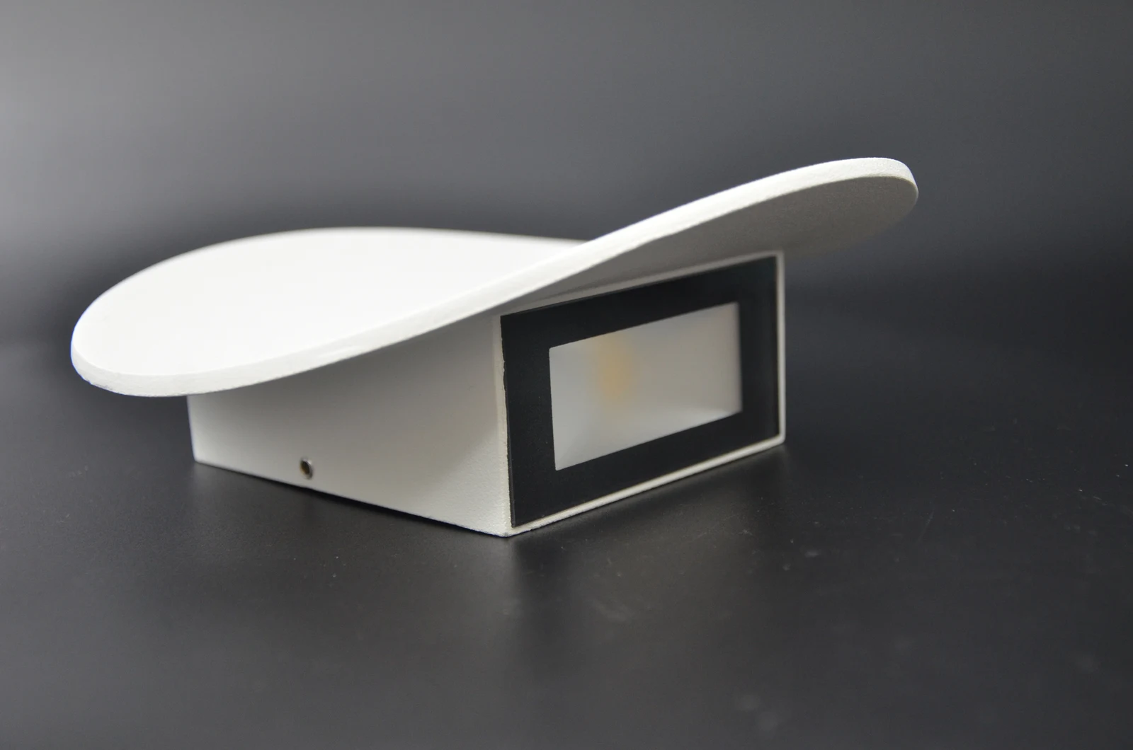 GD-AWX128 — Aluminium Outdoor Wall Light