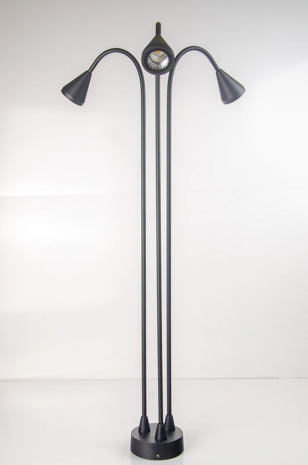 GD-AWX172-1 — Aluminium Garden Bollard Light