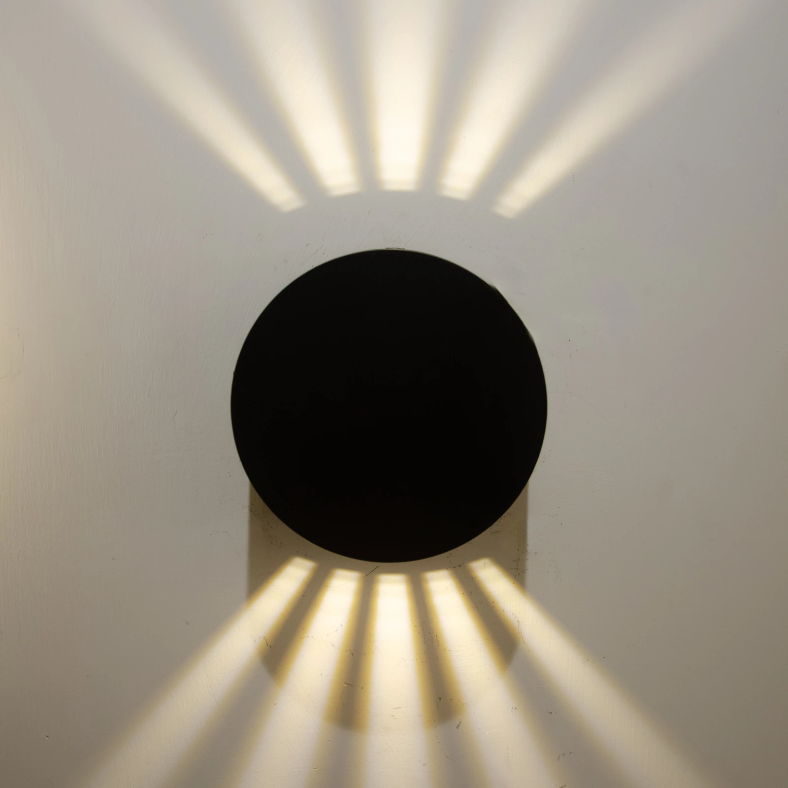 GD-BOX01-R · black housing · selectable light effect 1