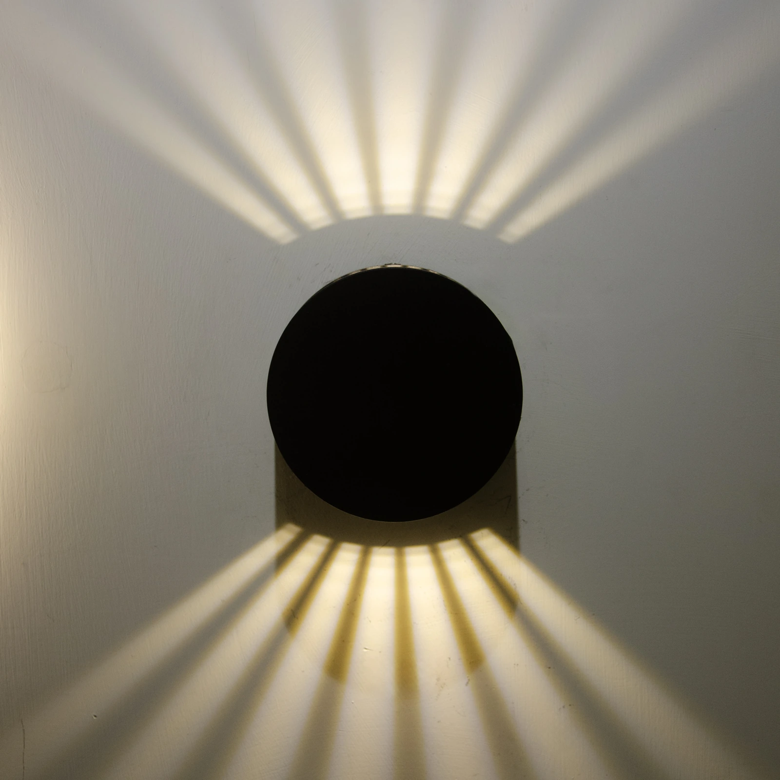 GD-BOX01-R · black housing · selectable light effect 3