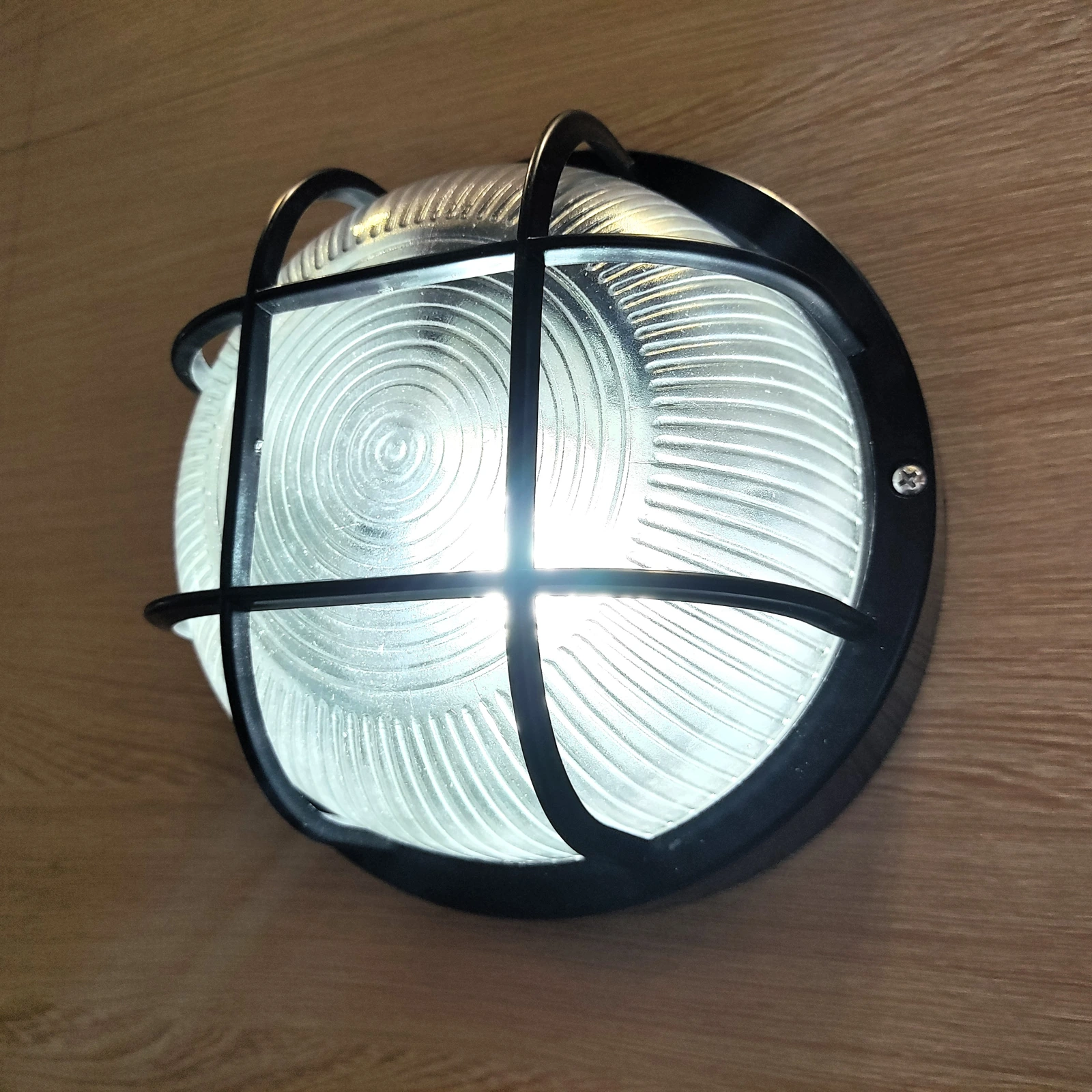 GD-PBH01 · black housing · light-on view