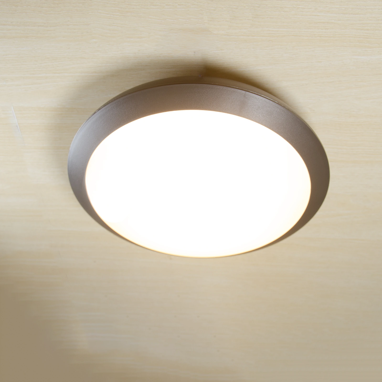 GD-PCL01-285-E27 · Black · vista encendida