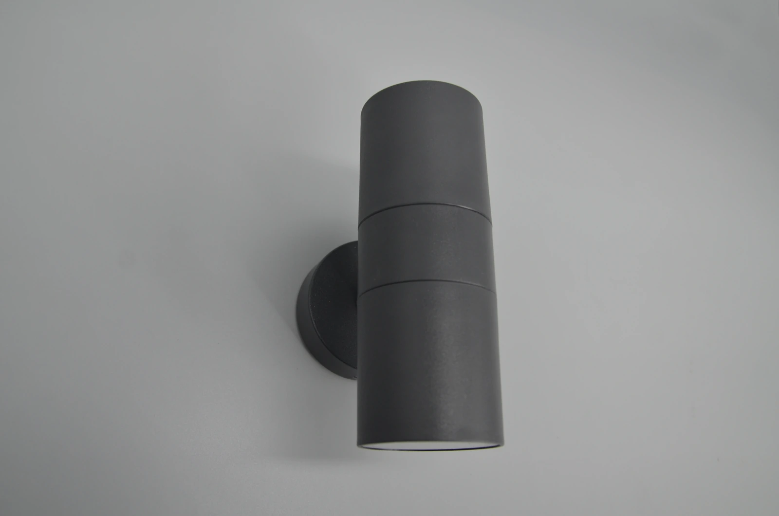 GD-PUD09-2-GU10 Twin-Ended Cylindrical GU10 Wall Light · Dark grey