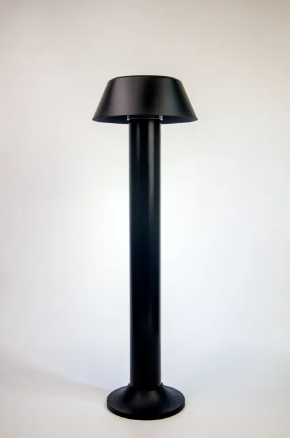 GD-BL18-600 — Wide-Shade Bollard Light