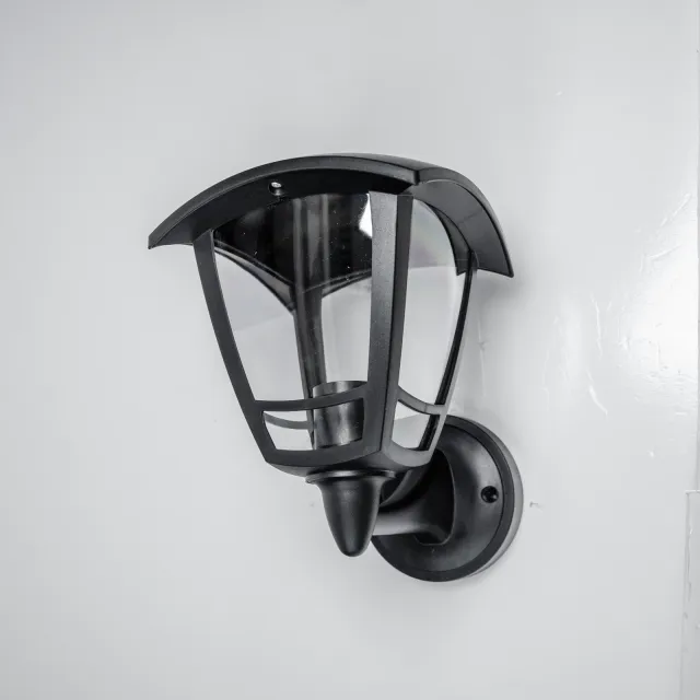 GD-PW046-E27 — Tapered open-frame lantern wall light