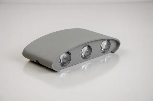 GD-AWZ57-6 — Wide multi-lens wall light