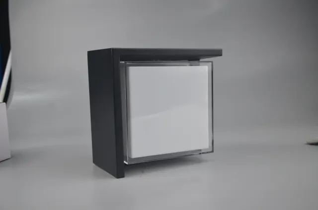 GD-AWG08-1 — Square panel outdoor wall light