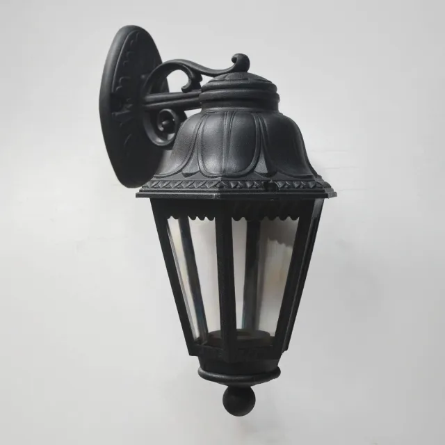 GD-PW038-E27 — Ornate Hexagonal Wall Lantern