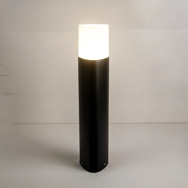 GD-ABX156-3-600 — Angled-top cylindrical bollard