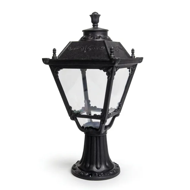 GD-BL15-E27-40 — Decorative square pillar lantern